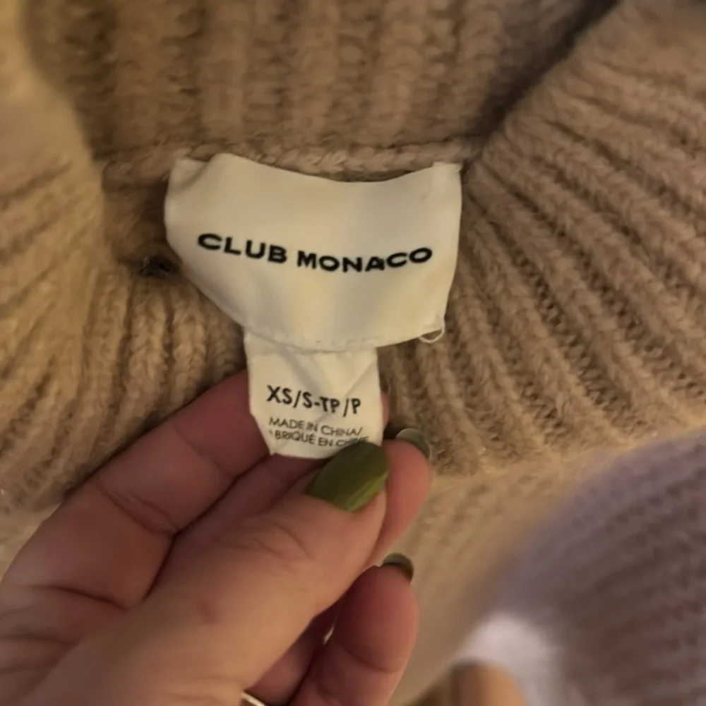 Club Monaco mock neck sz XS - Picture 2 of 7